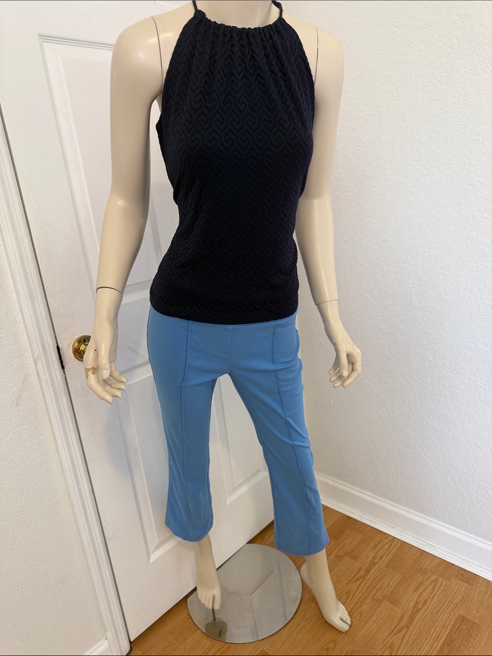 J. McLaughlin Cropped Ponte Pants in Light Blue